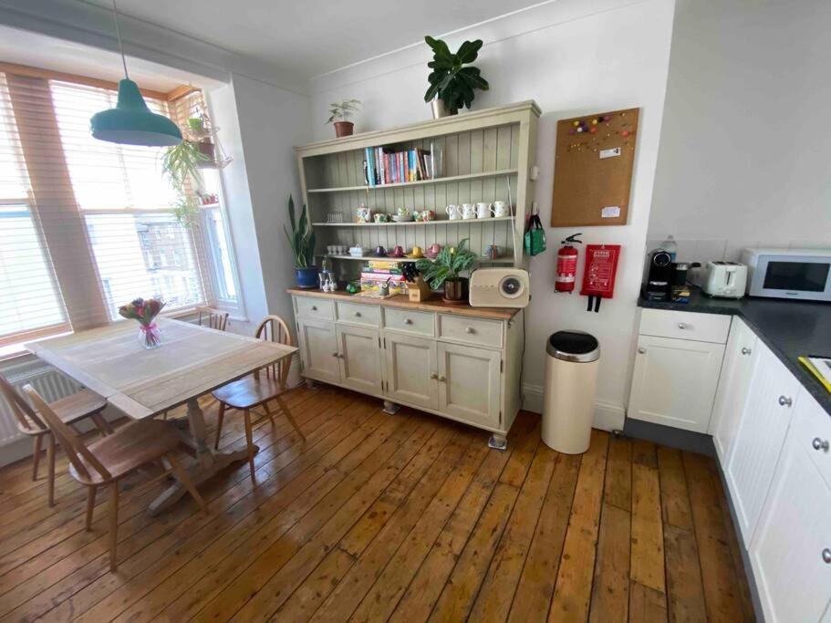 Herne Bay Central - 2 Minutes From Beach Apartment Exterior foto